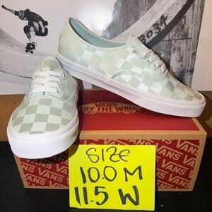Vans Authentic sz 10.0 Men’s 11.5 Women’s